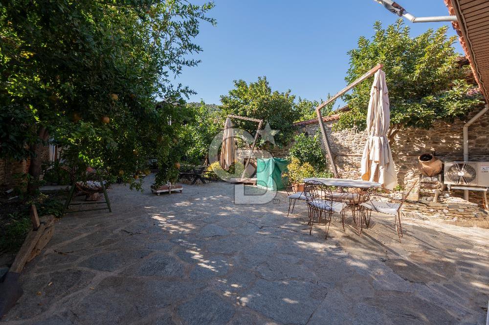 BİRGİ'DE TARİHİ KONAKTA 7 ODALI KİRALIK BUTİK OTEL & RESTAURANT