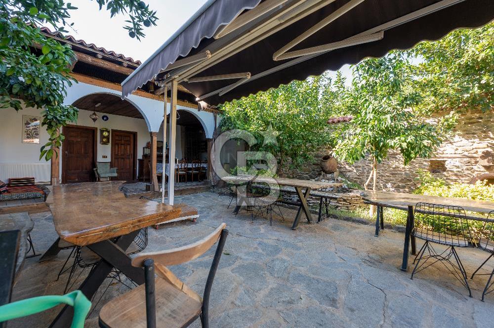 BİRGİ'DE TARİHİ KONAKTA 7 ODALI KİRALIK BUTİK OTEL & RESTAURANT