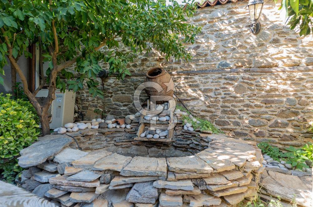 BİRGİ'DE TARİHİ KONAKTA 7 ODALI KİRALIK BUTİK OTEL & RESTAURANT