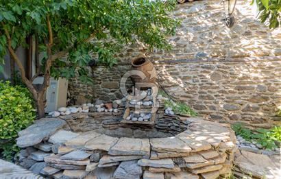 BİRGİ'DE TARİHİ KONAKTA 7 ODALI KİRALIK BUTİK OTEL & RESTAURANT