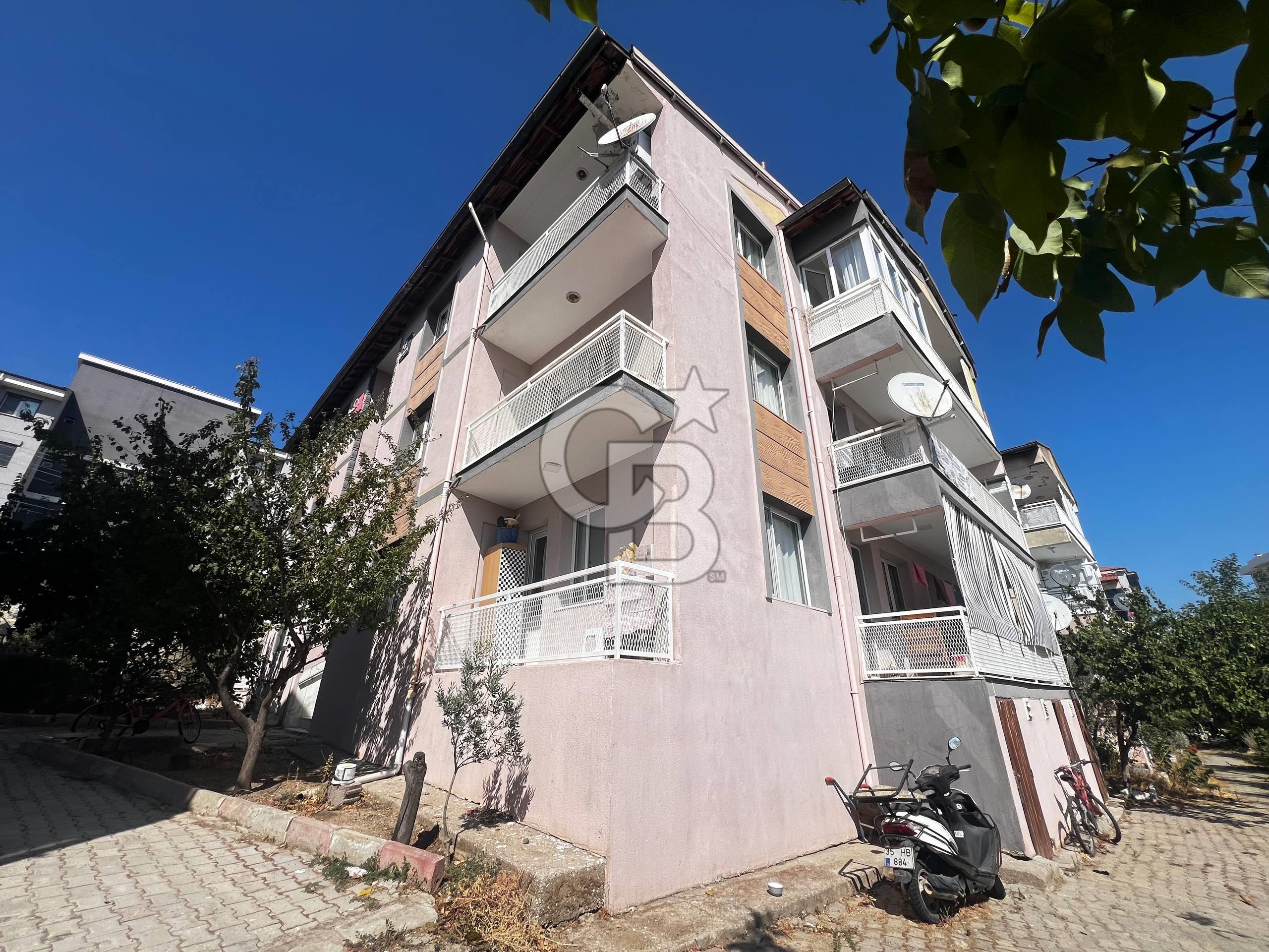 SEFERİHİSAR 3+1 DOĞALGAZLI GENİŞ 3 CEPHELİ FERAH SATILIK DAİRE 