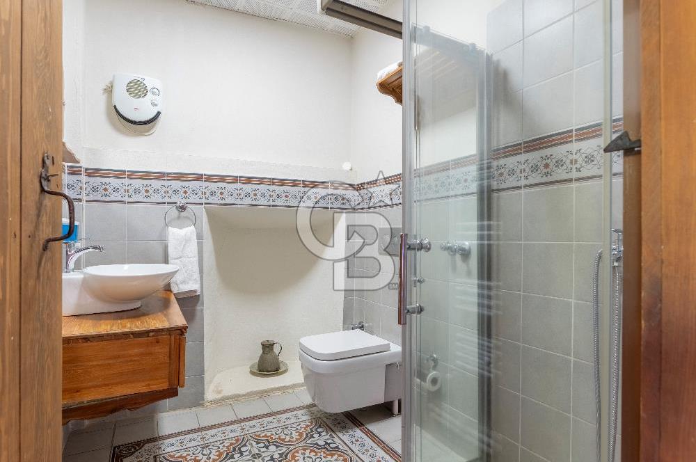 BİRGİ'DE TARİHİ KONAKTA 7 ODALI KİRALIK BUTİK OTEL & RESTAURANT