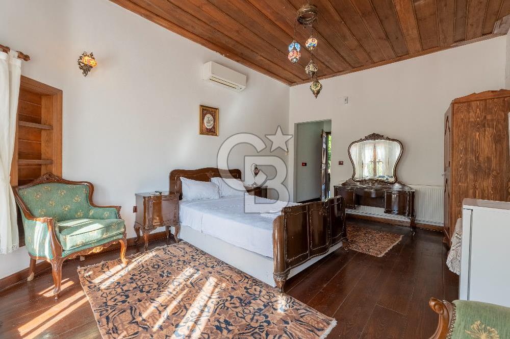 BİRGİ'DE TARİHİ KONAKTA 7 ODALI KİRALIK BUTİK OTEL & RESTAURANT