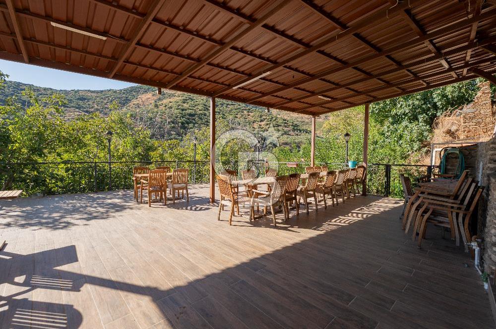 BİRGİ'DE TARİHİ KONAKTA 7 ODALI KİRALIK BUTİK OTEL & RESTAURANT