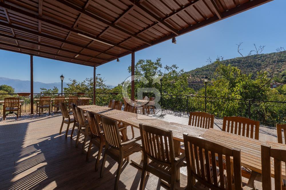 BİRGİ'DE TARİHİ KONAKTA 7 ODALI KİRALIK BUTİK OTEL & RESTAURANT