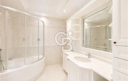 ERENKÖY'DE DENİZ MANZARALI CADDEYE 1. DK 4+1 225M2 BALKONLU