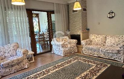 Burhaniye Pelitköy Sahilde Kiralık 3+1Müstakil Dubleks Villa
