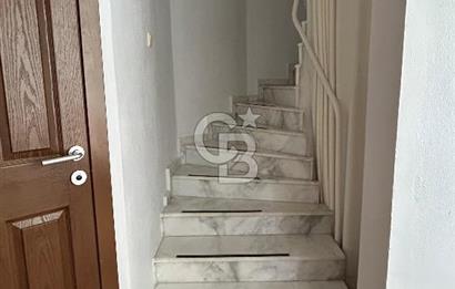 Burhaniye Pelitköy Sahilde Kiralık 3+1Müstakil Dubleks Villa