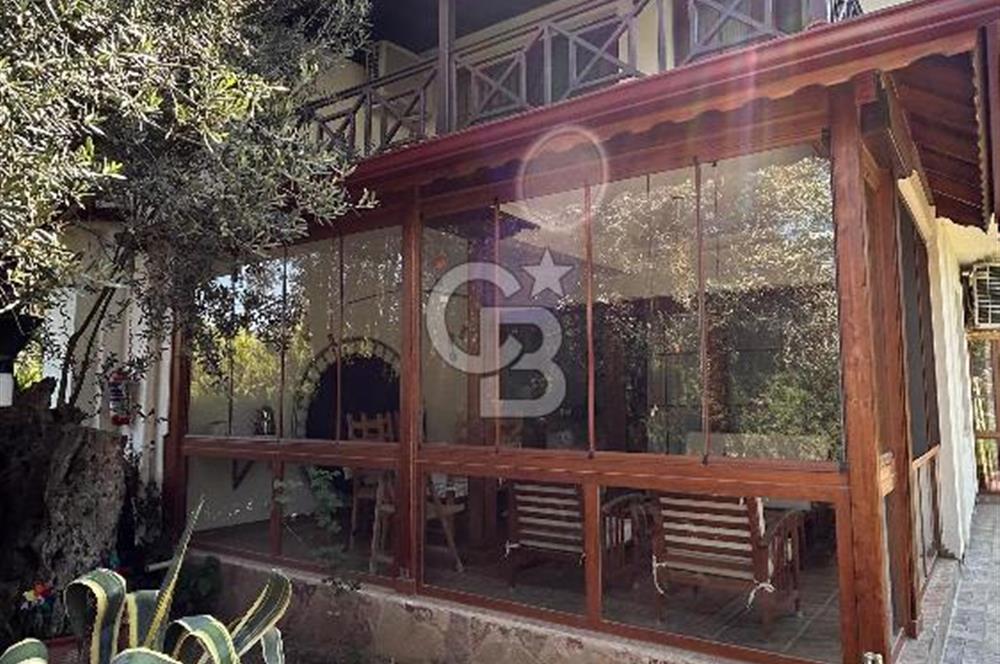 Burhaniye Pelitköy Sahilde Kiralık 3+1Müstakil Dubleks Villa