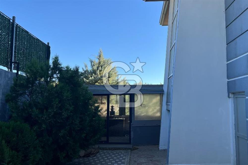 Pınarbaşı Kandil Mevkii'de 4 Dönüm Arsa ve Bağ Evi