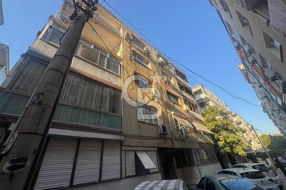 Karşıyaka Bahçelievler satılık 2 + 1 