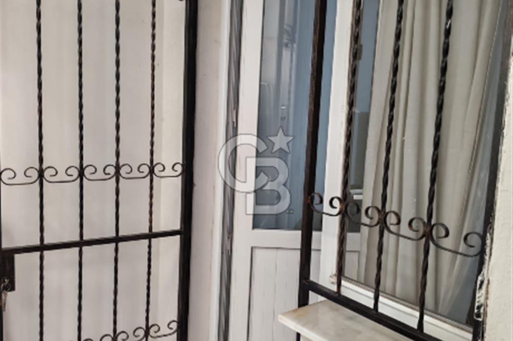 Karşıyaka Bahçelievler satılık 2 + 1 