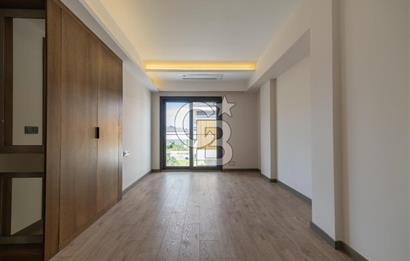 Sasalı'da Site İçerisinde Müstakil Havuzlu 5+1 Kiralık Villa