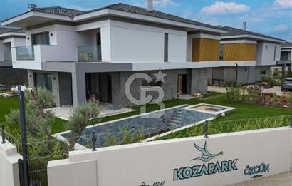 Sasalı'da Site İçerisinde Müstakil Havuzlu 5+1 Kiralık Villa