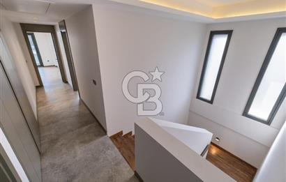 Sasalı'da Site İçerisinde Müstakil Havuzlu 5+1 Kiralık Villa
