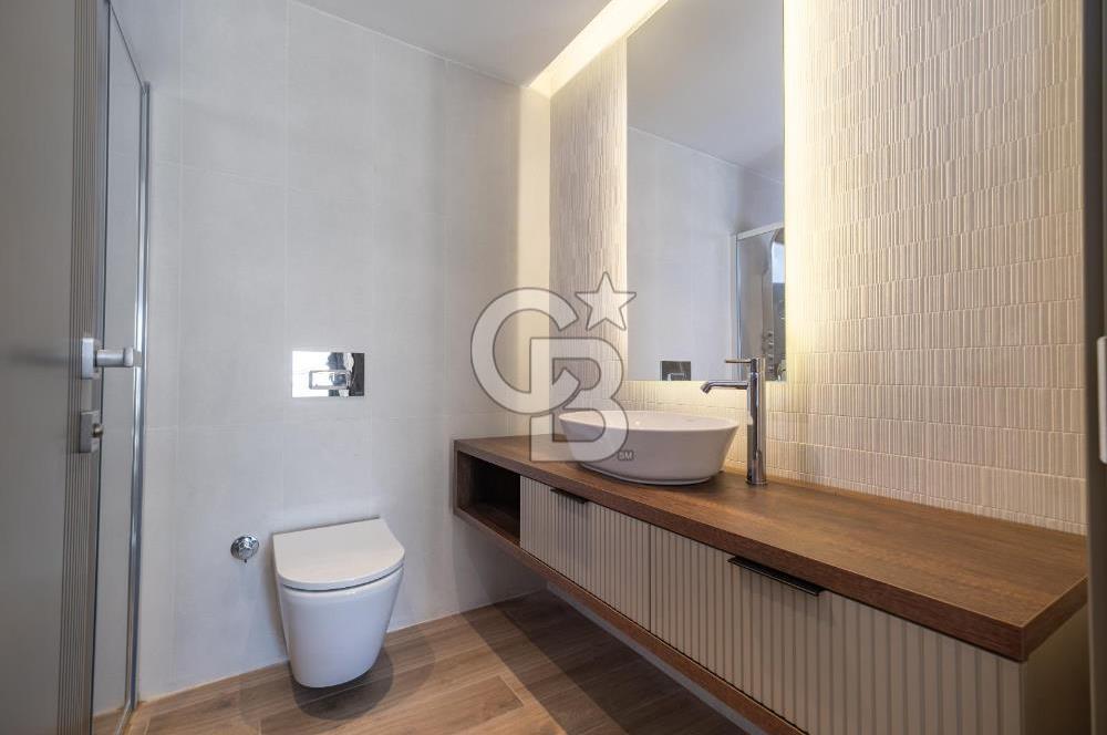 Sasalı'da Site İçerisinde Müstakil Havuzlu 5+1 Kiralık Villa