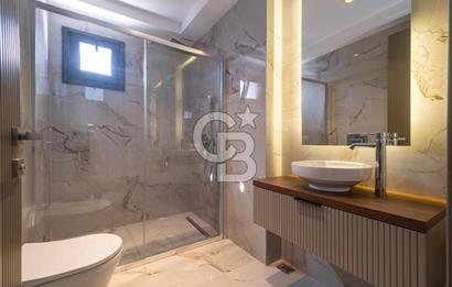 Sasalı'da Site İçerisinde Müstakil Havuzlu 5+1 Kiralık Villa
