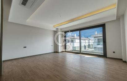 Sasalı'da Site İçerisinde Müstakil Havuzlu 5+1 Kiralık Villa