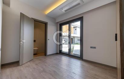 Sasalı'da Site İçerisinde Müstakil Havuzlu 5+1 Kiralık Villa