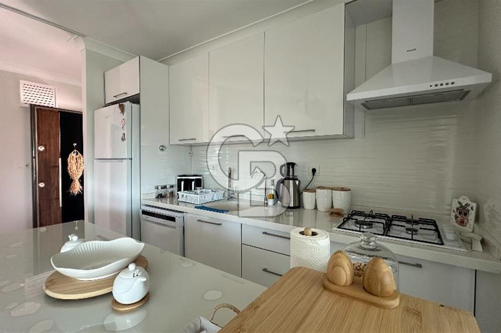 Havuzlu Sitede Bahçeli Masrafsız 2+1 Satılık Daire