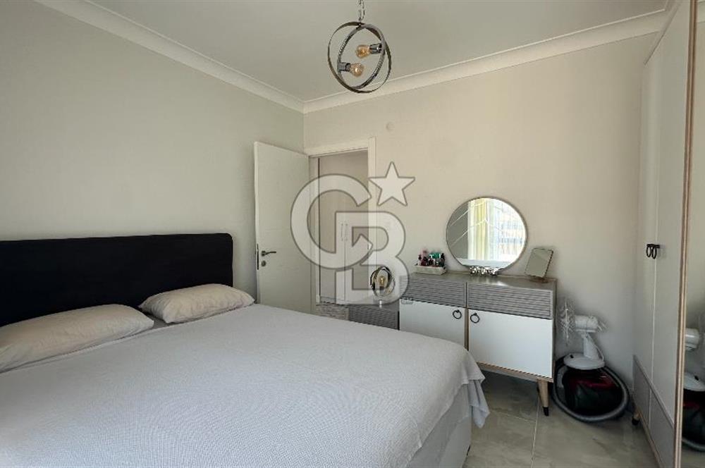 Havuzlu Sitede Bahçeli Masrafsız 2+1 Satılık Daire