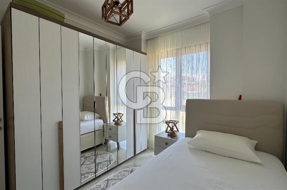 Havuzlu Sitede Bahçeli Masrafsız 2+1 Satılık Daire