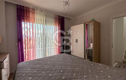 Havuzlu Sitede Kombili Bahçeli Masrafsız 3+1 Satılık Villa