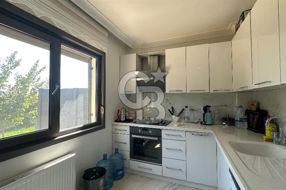 Havuzlu Sitede Kombili Bahçeli Masrafsız 3+1 Satılık Villa