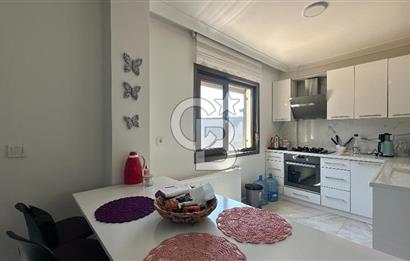 Havuzlu Sitede Kombili Bahçeli Masrafsız 3+1 Satılık Villa
