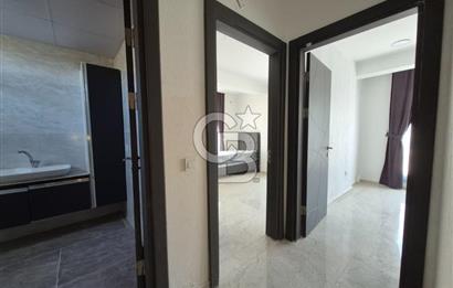 Dikili Çandarlı'da Satılık Deniz Manzaralı Havuzlu 3+1 Tripleks Villa