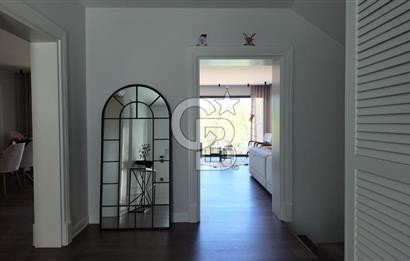 Urla Kalabak Çamlıbel Sitesinde Özel Tasarlanmış Satılık Villa