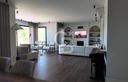 Urla Kalabak Çamlıbel Sitesinde Özel Tasarlanmış Satılık Villa