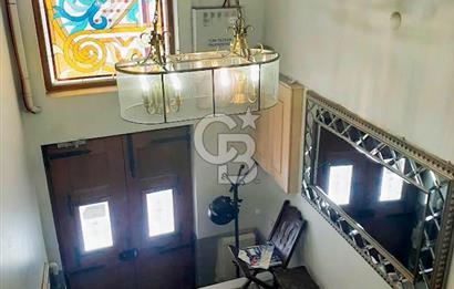 Beyoğlu Asmalı Mescit'te Kiralık Eşyalı 1+1 Daire
