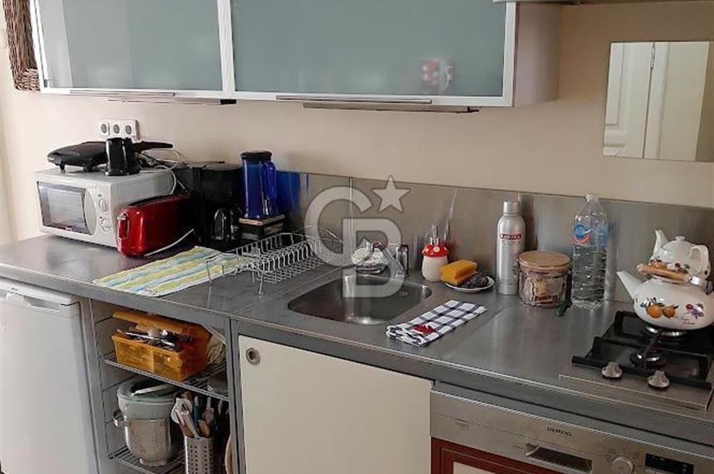 Beyoğlu Asmalı Mescit'te Kiralık Eşyalı 1+1 Daire