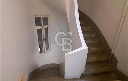 Beyoğlu Asmalı Mescit'te Kiralık Eşyalı 1+1 Daire