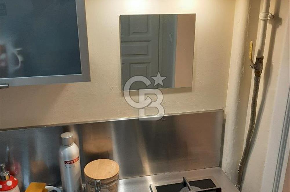 Beyoğlu Asmalı Mescit'te Kiralık Eşyalı 1+1 Daire