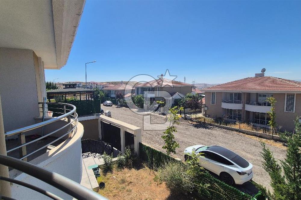 ANKARA SİNCAN ALCI MAHALLESİ’NDE CADDE ÜZERİ PRESTİJLİ 400 m² ARSALI VİLLA