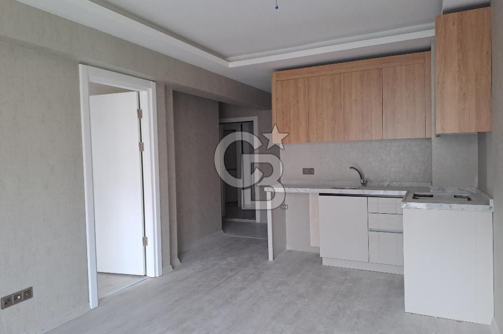 KIZILAY MİTHATPAŞA CADDESİNDE SIFIR BİNADA TERTEMİZ BOŞ 1+1 