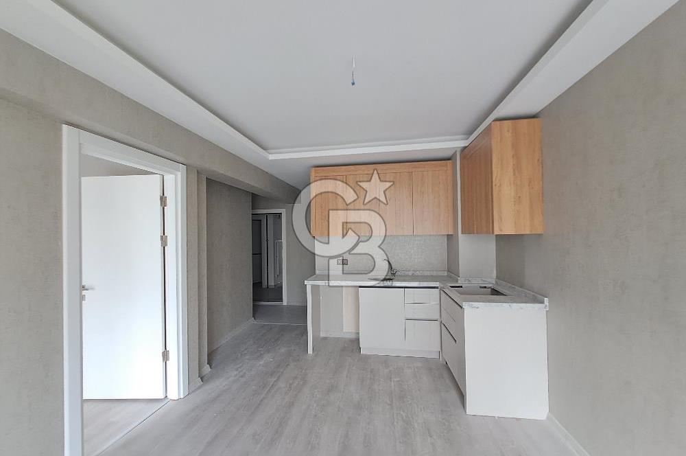 KIZILAY MİTHATPAŞA CADDESİNDE SIFIR BİNADA TERTEMİZ BOŞ 1+1 