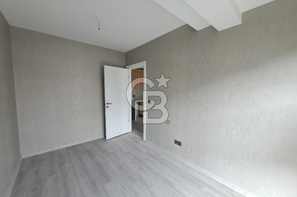KIZILAY MİTHATPAŞA CADDESİNDE SIFIR BİNADA TERTEMİZ BOŞ 1+1 