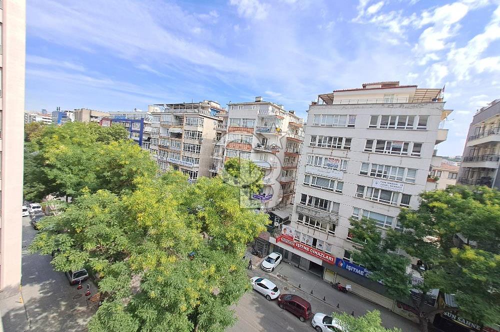KIZILAY MİTHATPAŞA CADDESİNDE SIFIR BİNADA TERTEMİZ BOŞ 1+1 