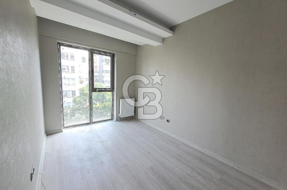 KIZILAY MİTHATPAŞA CADDESİNDE SIFIR BİNADA TERTEMİZ BOŞ 1+1 