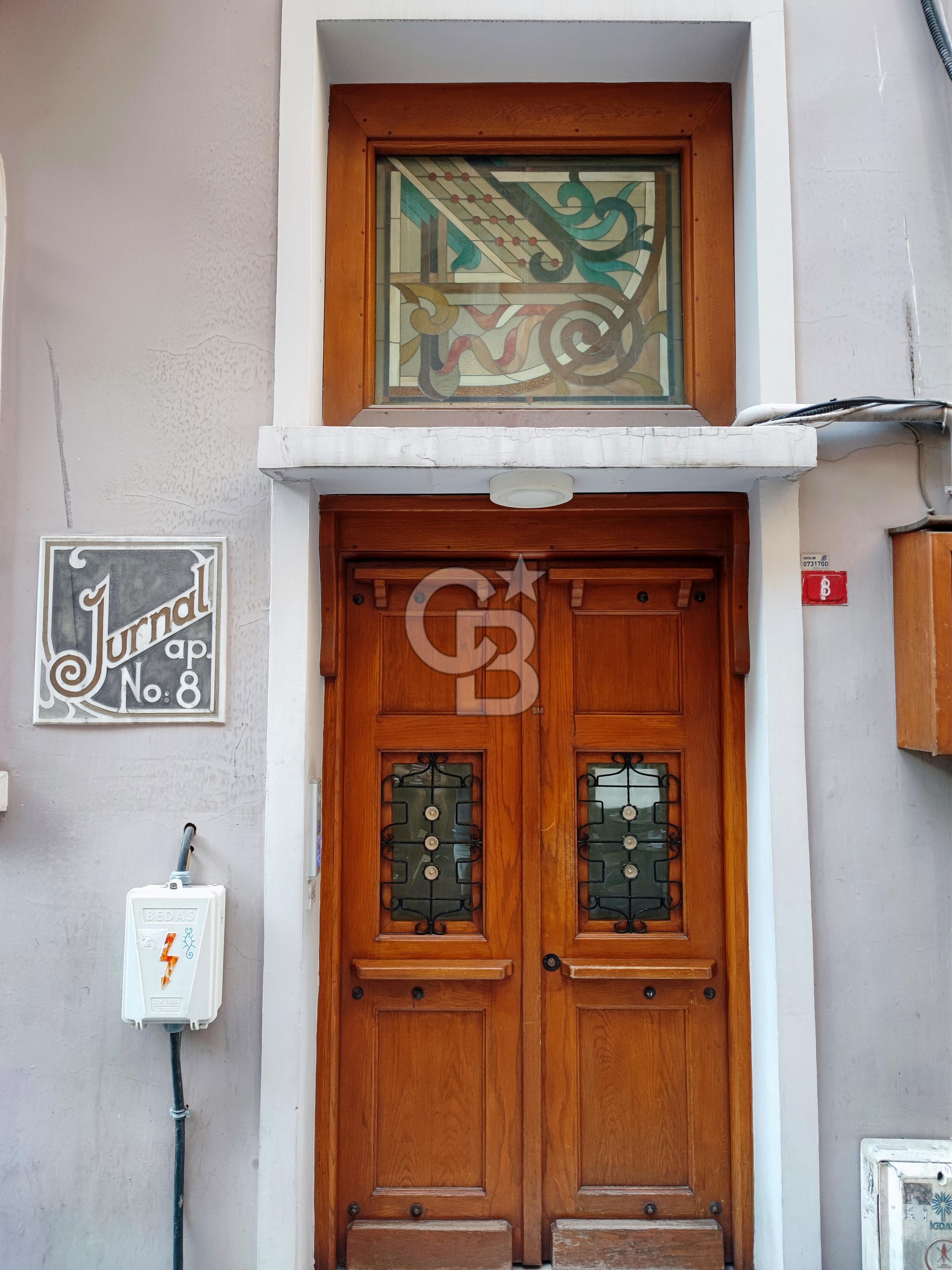 Beyoğlu Asmalı Mescit'te Kiralık Eşyalı 1+1 Daire