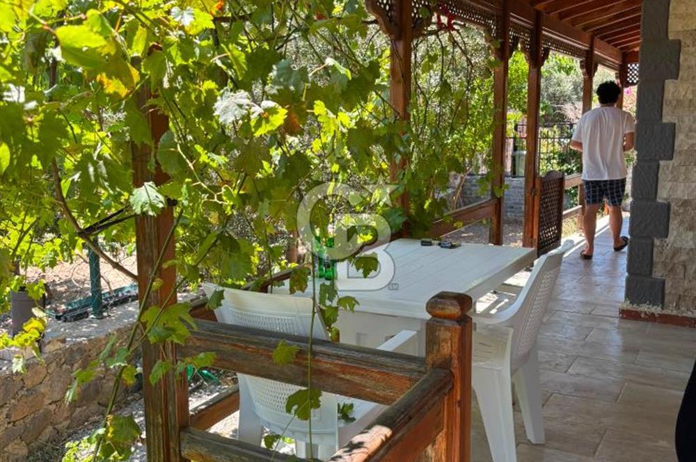 Çeşme'nin Balıkçı Kasabası Ildır'da Satılık Yazlık