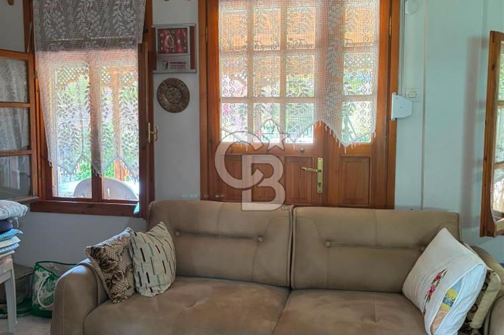 Çeşme'nin Balıkçı Kasabası Ildır'da Satılık Yazlık