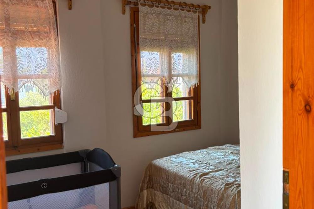 Çeşme'nin Balıkçı Kasabası Ildır'da Satılık Yazlık