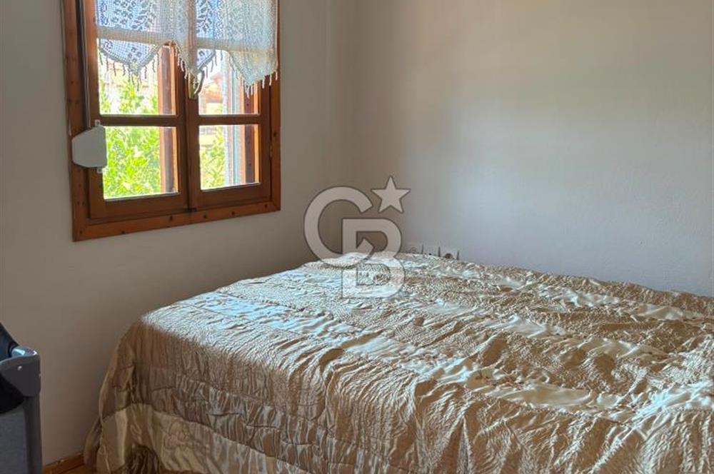 Çeşme'nin Balıkçı Kasabası Ildır'da Satılık Yazlık