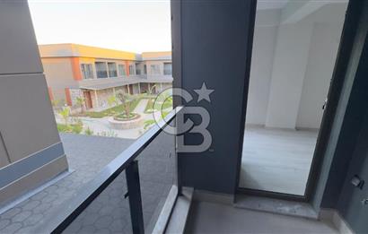 DİKİLİ CUMHURİYETTE SİTE İÇİNDE | MODERN | DENİZE YAKIN VİLLA