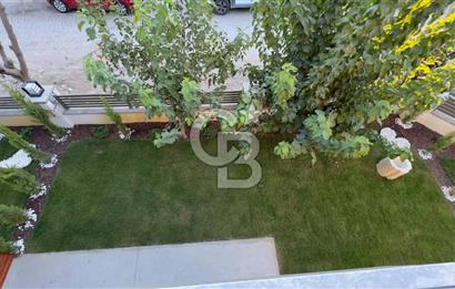 DİKİLİ CUMHURİYETTE SİTE İÇİNDE | MODERN | DENİZE YAKIN VİLLA
