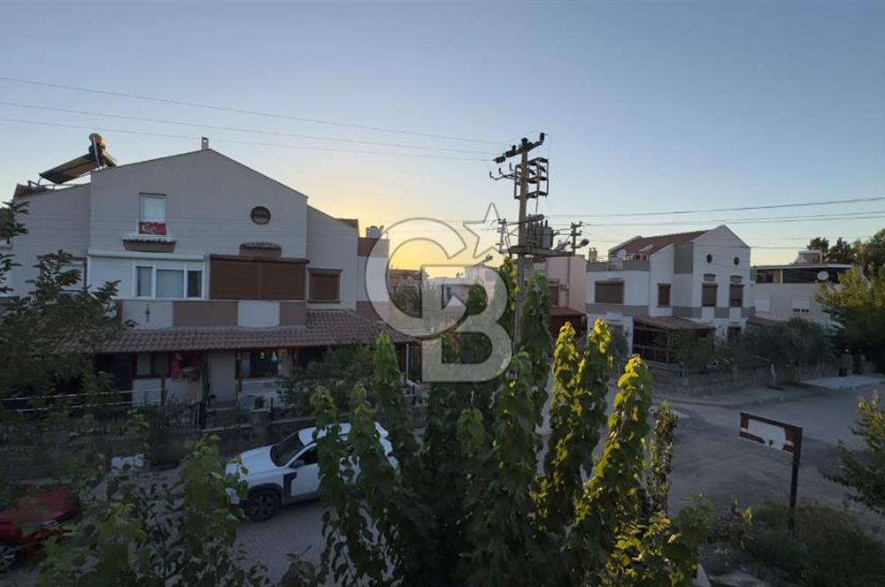 DİKİLİ CUMHURİYETTE SİTE İÇİNDE | MODERN | DENİZE YAKIN VİLLA